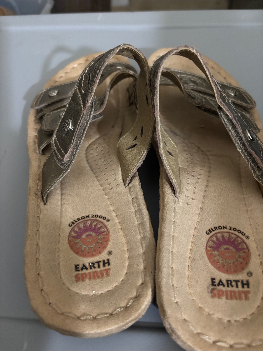 Earth Spirit Women's Metallic Bronze Slide Sandals - Picture 2 of 4